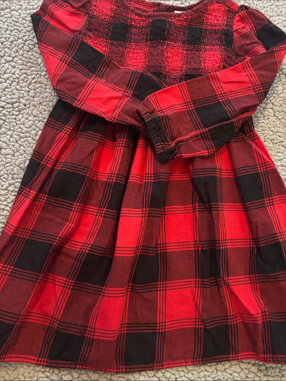 GAP Red and Black Plaid Smocked Bodice Ling Sleeved Dress